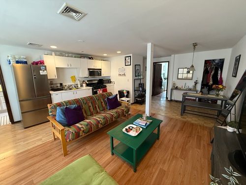 apt-2-205 D St, Boston, MA, 02127-2112 | Card Image