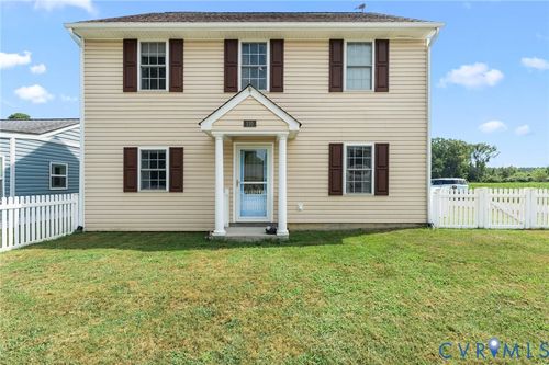 110 Hampton Rd, Dunnsville, VA, 22454-2111 | Card Image