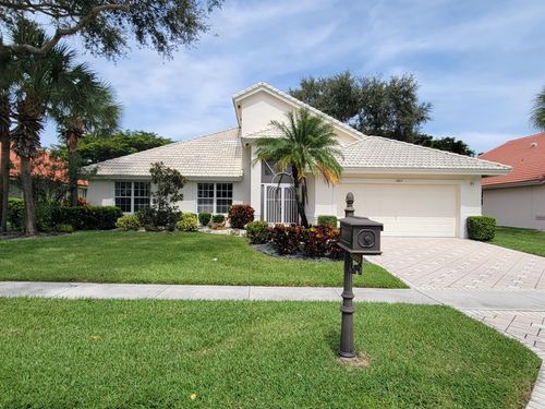 6869 Sun River Road, Boynton Beach, FL, 33437 | Card Image