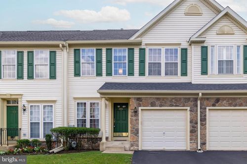 815 Geranium Dr, WARRINGTON, PA, 18976-2487 | Card Image