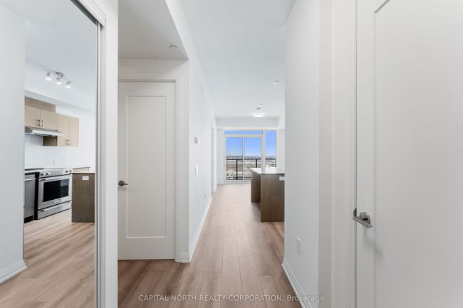 2008 - 8960 Jane St, Condo with 2 bedrooms, 2 bathrooms and 1 parking in Concord ON | Image 4