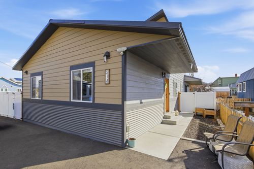 214 Mission St, Stevensville, MT, 59870-2025 | Card Image