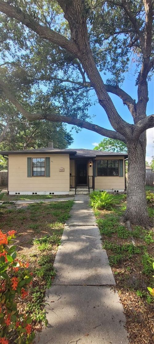 763 60th Ave Ne, St. Petersburg, FL, 33703-1629 | Card Image