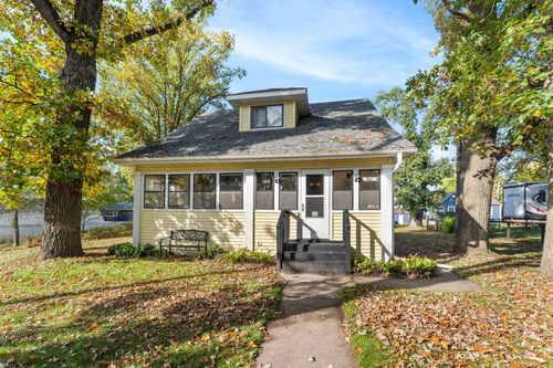 312 4th St, Mora, MN, 55051-1108 | Card Image