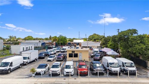2401 S State Road 7, WEST PARK, FL, 33023-4058 | Card Image