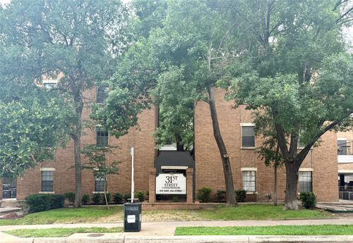 101-203 E 31st St, Austin, TX, 78705-3073 | Card Image