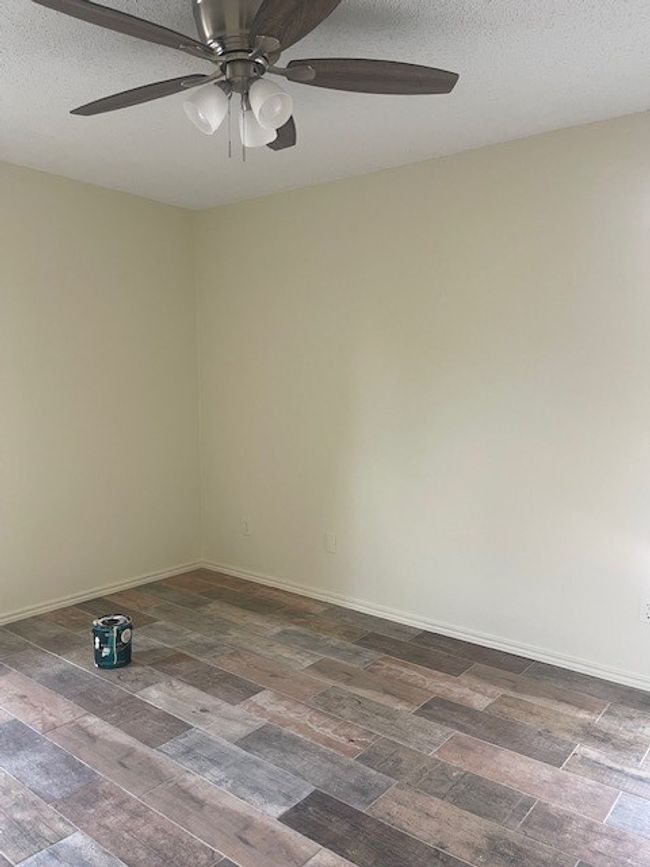 Fresh pain, LVP floors, Ceiling fan. | Image 21