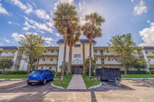 105-4595 Chancellor St Ne, St Petersburg, FL, 33703-4337 | Card Image