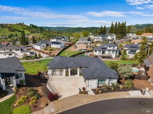 3623 Crescent Cir, Santa Rosa, CA, 95403-0914 | Card Image
