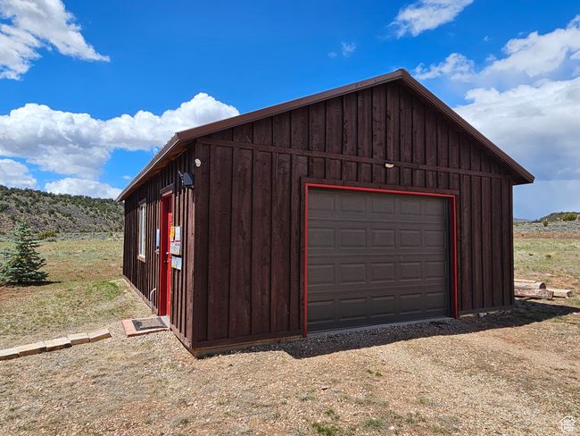 Detached Garage | Image 14