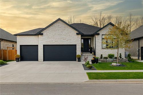 41 Gilmer Cres, Listowel, ON, N4W0H3 | Card Image