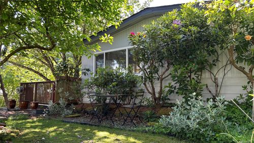 4-5838 Blythwood Rd, Sooke, BC, V9Z0G2 | Card Image