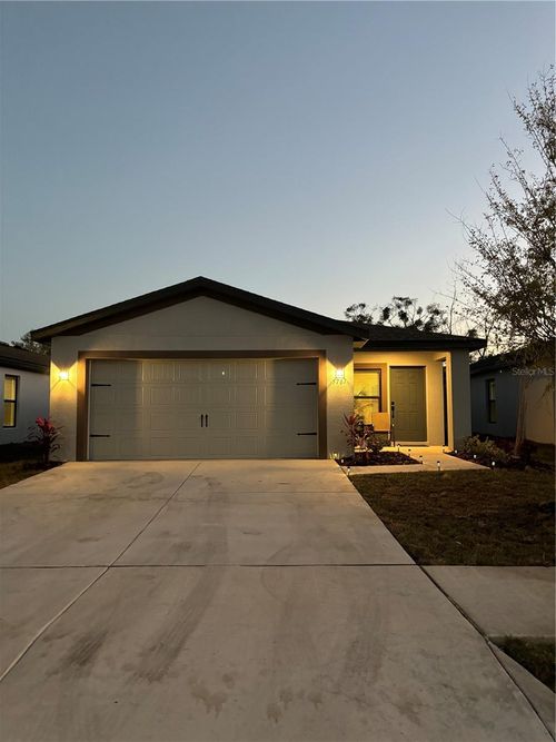 5761 Helmsman Ct, Tampa, FL, 33619-3784 | Card Image