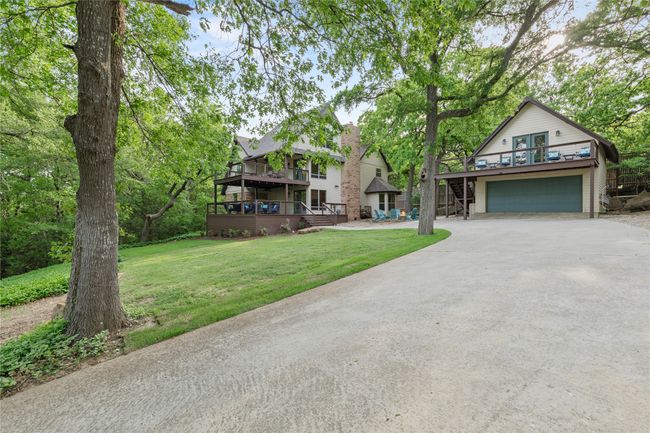 Ample Parking when Hosting Family and Friends. | Image 35