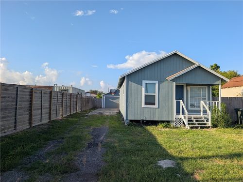 637 Jester St, Corpus Christi, TX, 78418-4244 | Card Image