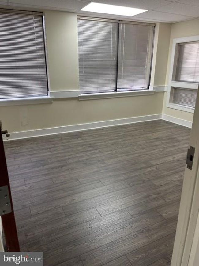FL-2ND - 2875 Towerview Rd, Home with 0 bedrooms, 0 bathrooms and null parking in Herndon VA | Image 7