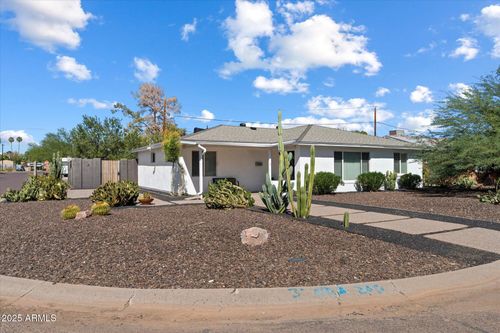 2902 E Avalon Dr, Phoenix, AZ, 85016-7504 | Card Image