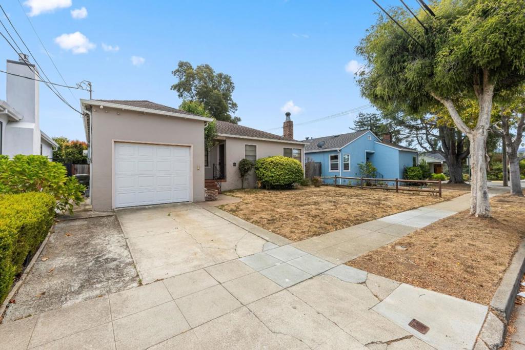 Residential in Burlingame 2