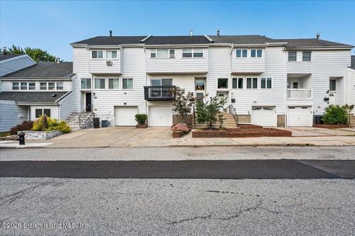 207 Dover Green, Staten Island, NY, 10312 | Card Image