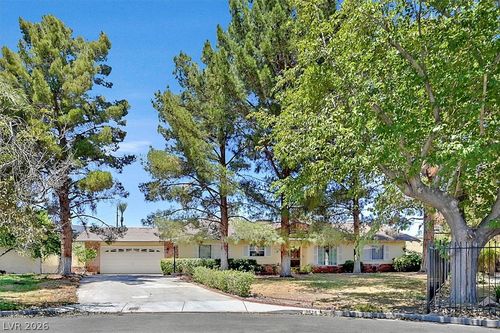 3618 Fieldcrest Rd, Las Vegas, NV, 89121-4908 | Card Image