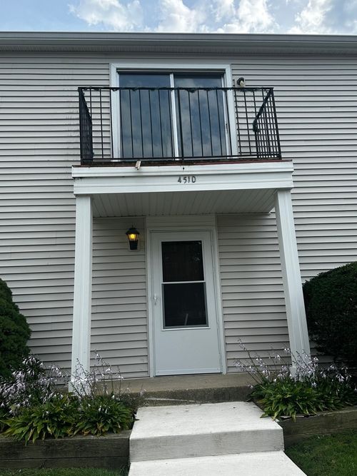 d-451 James Ct, Glendale Heights, IL, 60139-3226 | Card Image