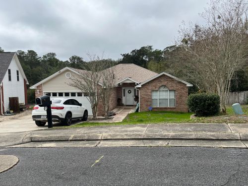 1098 Forest Lake Ter, Niceville, FL, 32578-2137 | Card Image