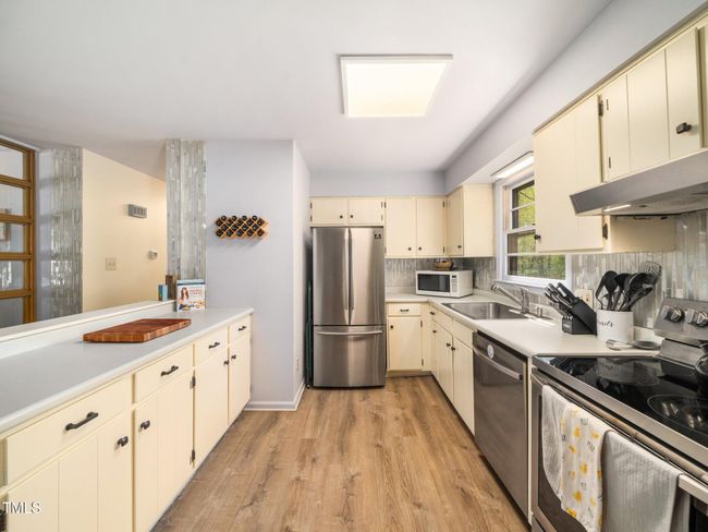 18-web-or-mls-1301 Lynwood-85 | Image 18