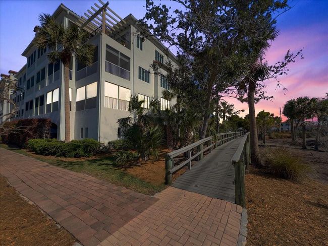 UNIT-201 - 11200 Hacienda Del Mar Blvd, Condo with 3 bedrooms, 3 bathrooms and null parking in PLACIDA FL | Image 4