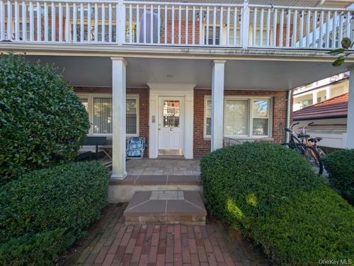 apt-c2-235 W Broadway, Long Beach, NY, 11561-3908 | Card Image