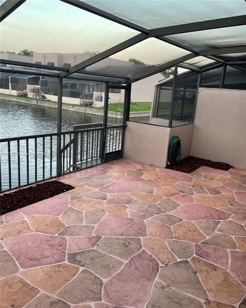 12351 Nw 11th Ct, Pembroke Pines, FL, 33026-4385 | Card Image