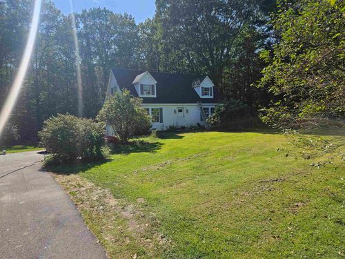 260 Center Hill Rd, Epsom, NH, 03234-4810 | Card Image