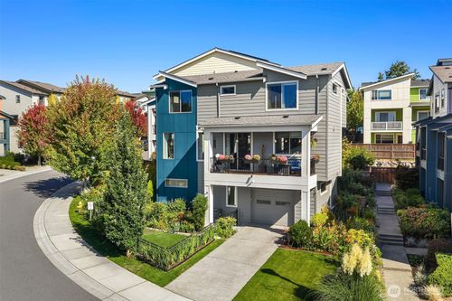 9714 11th Ave Sw, Seattle, WA, 98106-2952 | Card Image