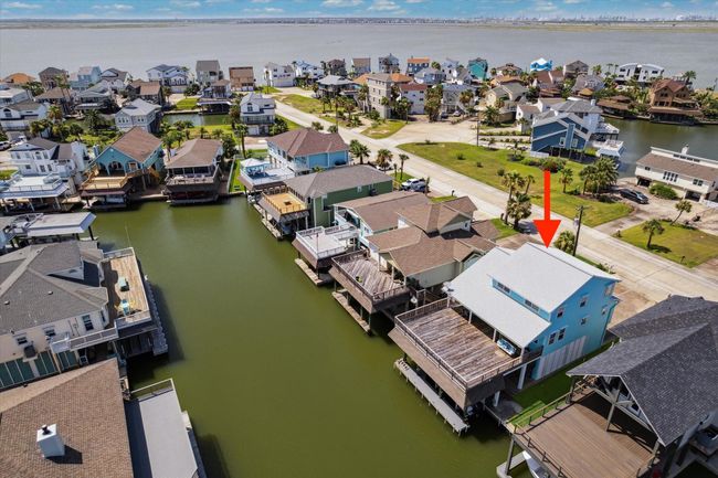 1815 Tiki Dr, House other with 3 bedrooms, 3 bathrooms and 3 parking in Tiki Island TX | Image 32