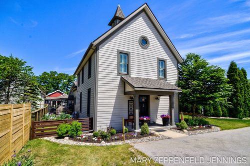 315 Rachaels Way, Spring Lake, MI, 49456-1790 | Card Image
