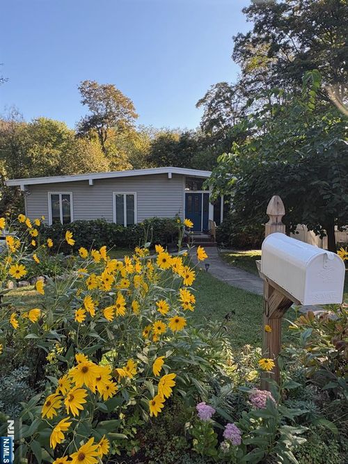 10 Judith Ann Dr, Ringwood, NJ, 07456-1822 | Card Image