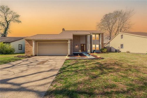 5237 Quarry Ln, Virginia Beach, VA, 23464-7216 | Card Image