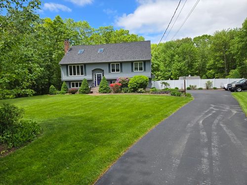 9 Bayberry Rd, West Bridgewater, MA, 02379-1141 | Card Image