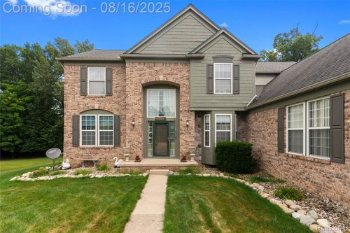 6263 Knob Bend Dr, Grand Blanc, MI, 48439-7459 | Card Image
