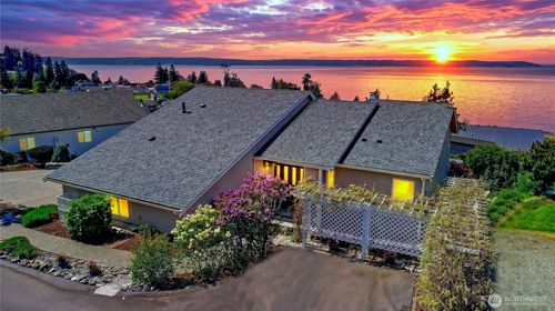 269 Burke Dr, Camano Island, WA, 98282-7325 | Card Image