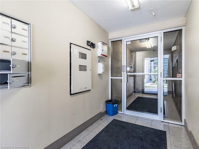 101 - 253 Lester St, House attached with 5 bedrooms, 2 bathrooms and null parking in Waterloo ON | Image 7