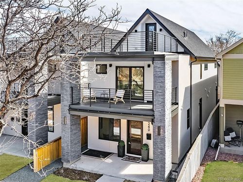 3240 N Franklin St, Denver, CO, 80205-3903 | Card Image