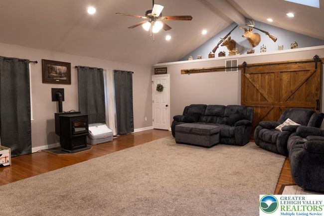 2211 Honeysuckle Rd, House other with 3 bedrooms, 2 bathrooms and null parking in Allentown PA | Image 6
