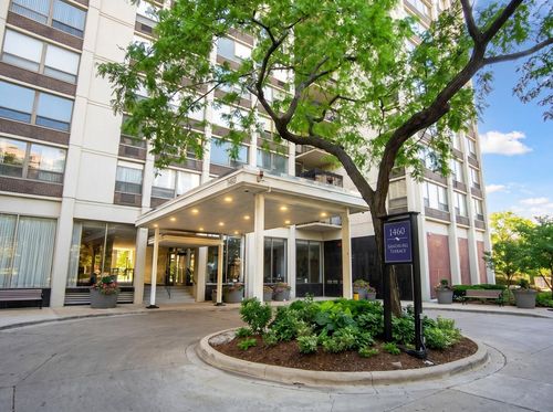 2805a-1460 N Sandburg Ter, Chicago, IL, 60610-5574 | Card Image