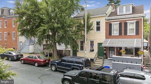 1038 Walnut St, READING, PA, 19601-4813 | Card Image
