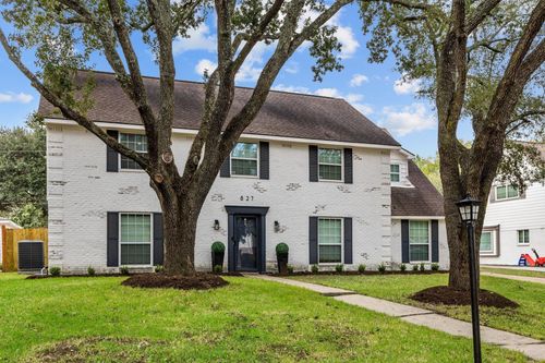 827 Thicket Ln, Houston, TX, 77079-4509 | Card Image