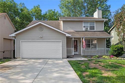 446 Hithergreen Dr, Lansing, KS, 66043-1708 | Card Image