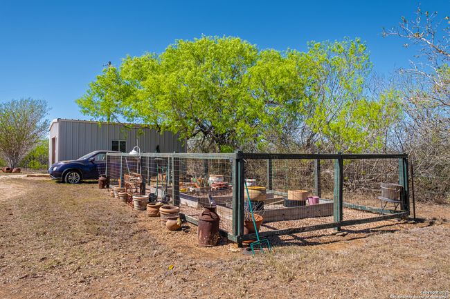 2148 County Road 220, Home with 3 bedrooms, 2 bathrooms and null parking in Floresville TX | Image 6