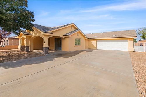 3335 Duvall Ave, Kingman, AZ, 86401-3315 | Card Image