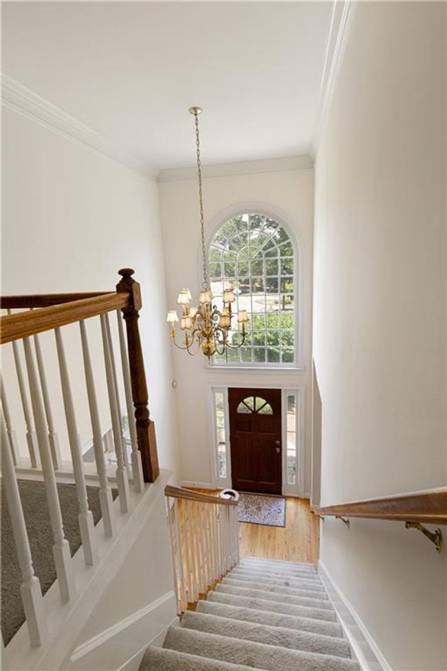 755 Creek Wind Ct, House other with 6 bedrooms, 4 bathrooms and null parking in Johns Creek GA | Image 4
