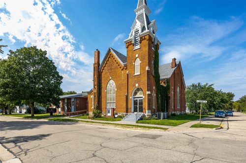 115 S Walnut St, Lisbon, IA, 52253 | Card Image